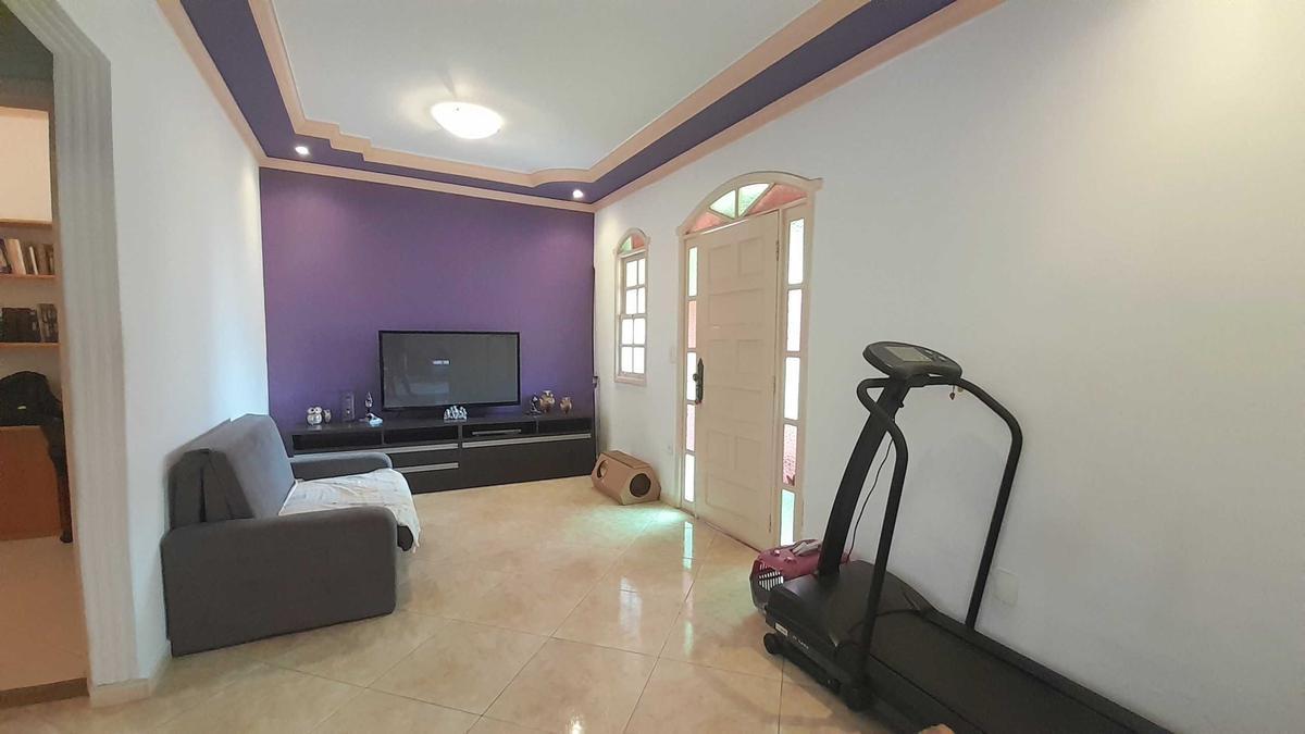 Casa, Santa Maria, 3 Quartos, 4 Vagas, 2 Suítes