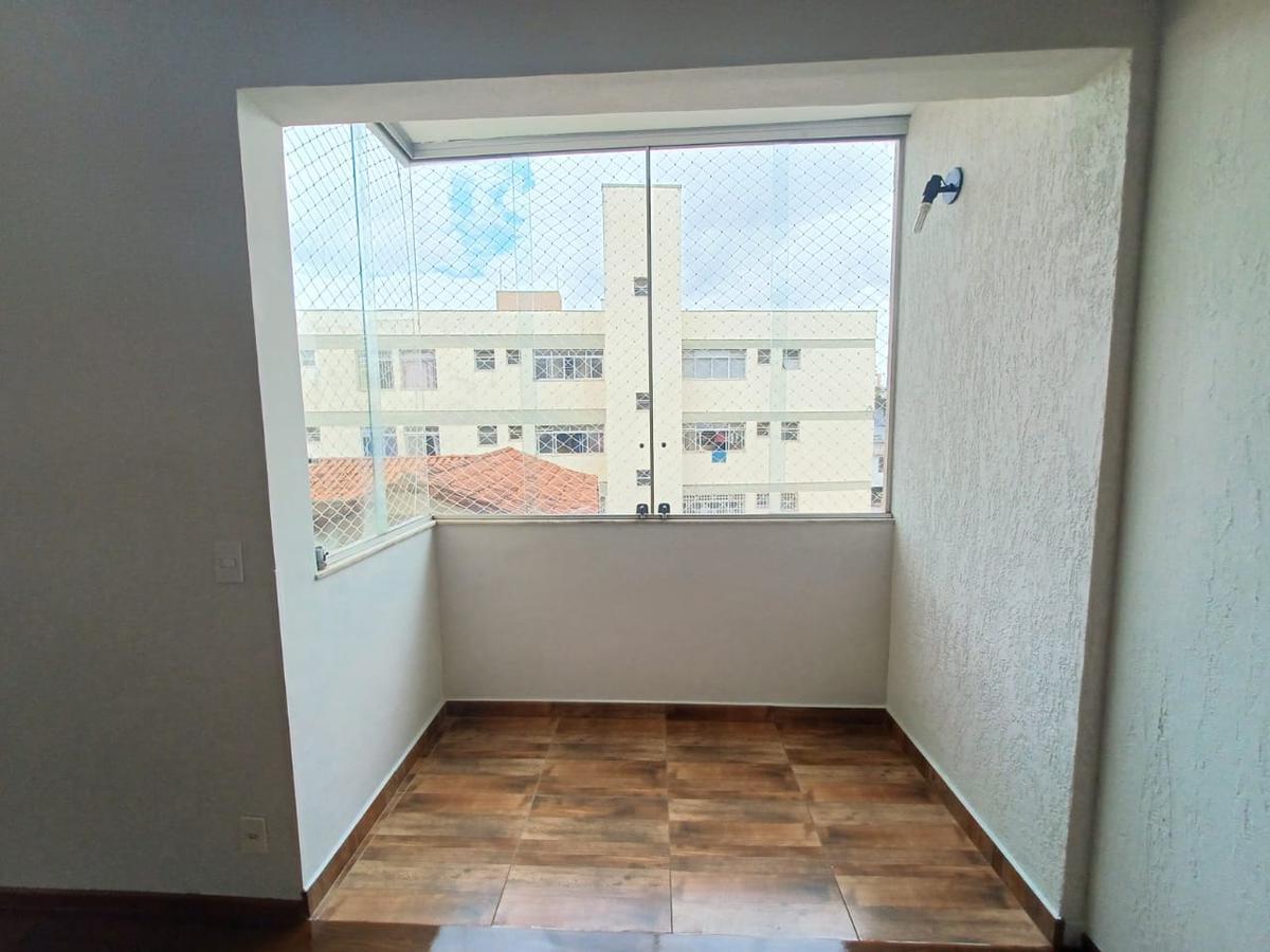 Apartamento, Sagrada Família, 3 Quartos, 2 Vagas, 1 Suíte