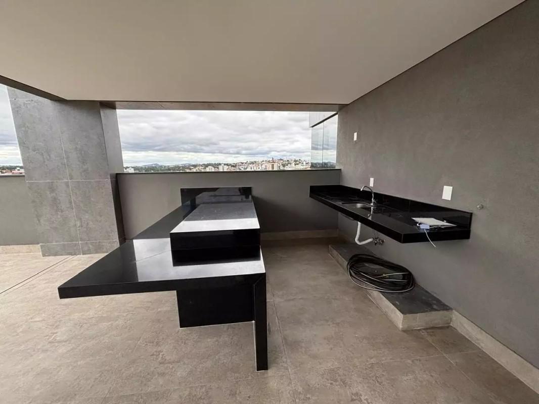 Cobertura, Castelo, 4 Quartos, 0 Vaga, 2 Suítes