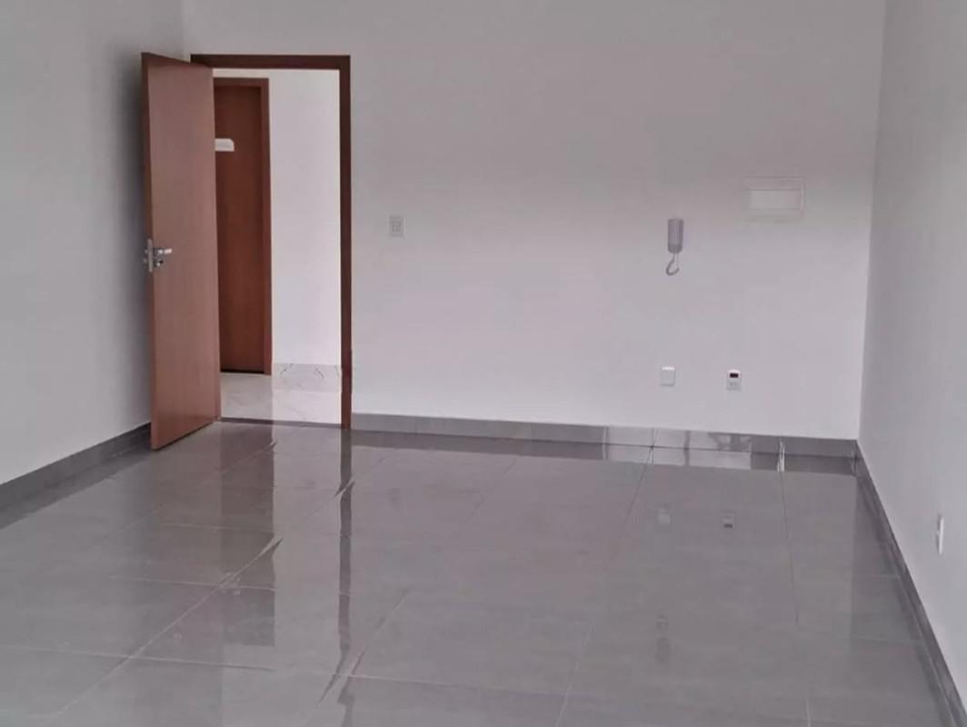 Casa, Trevo, 3 Quartos, 2 Vagas, 1 Suíte