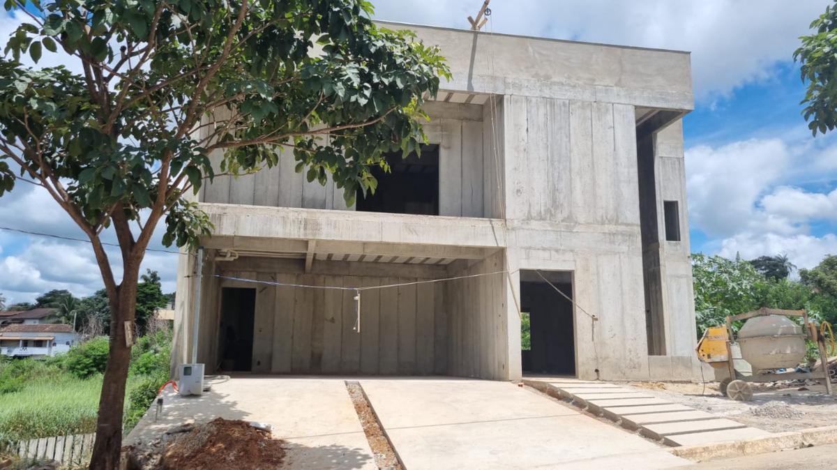 Lote, Centro, 0 Quarto, 0 Vaga