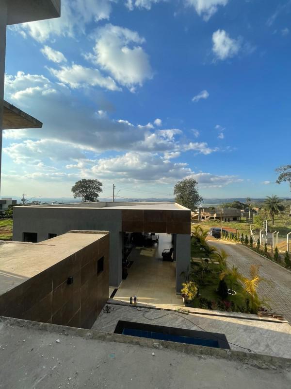 Casa, Serra dos Bandeirantes, 3 Quartos, 4 Vagas, 2 Suítes