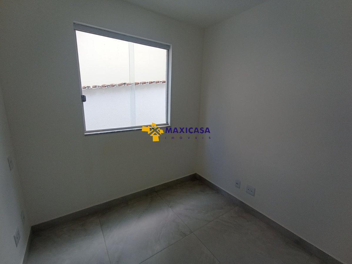 Casa, Planalto, 2 Quartos, 1 Vaga, 2 Suítes