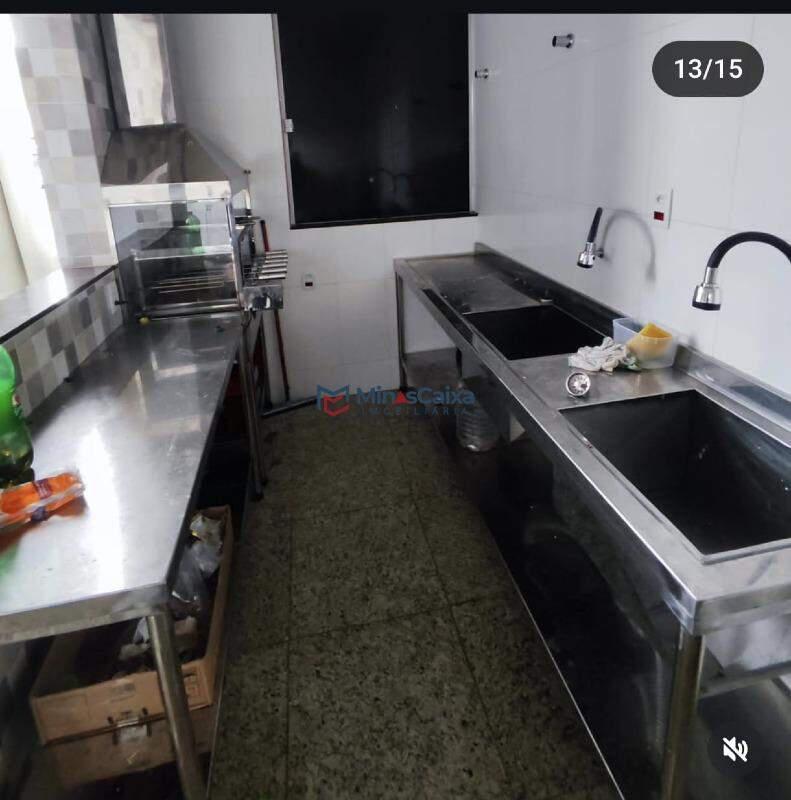 Prédio, Limoeiro, 0 Quarto, 2 Vagas