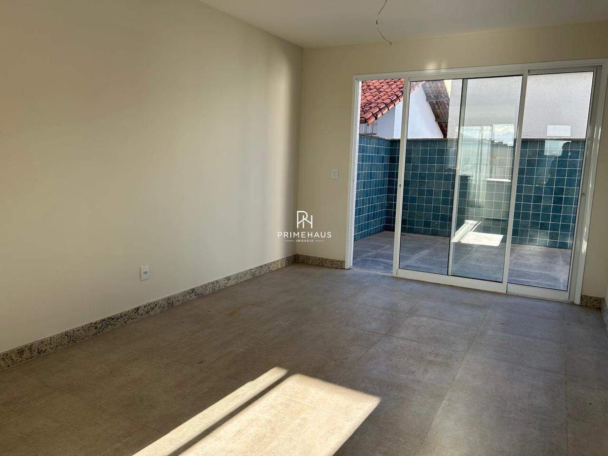 Apartamento, Castelo, 2 Quartos, 0 Vaga, 1 Suíte