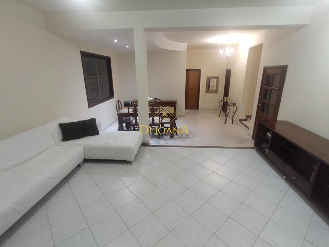 Casa, Ingá Alto, 4 Quartos, 2 Vagas, 1 Suíte