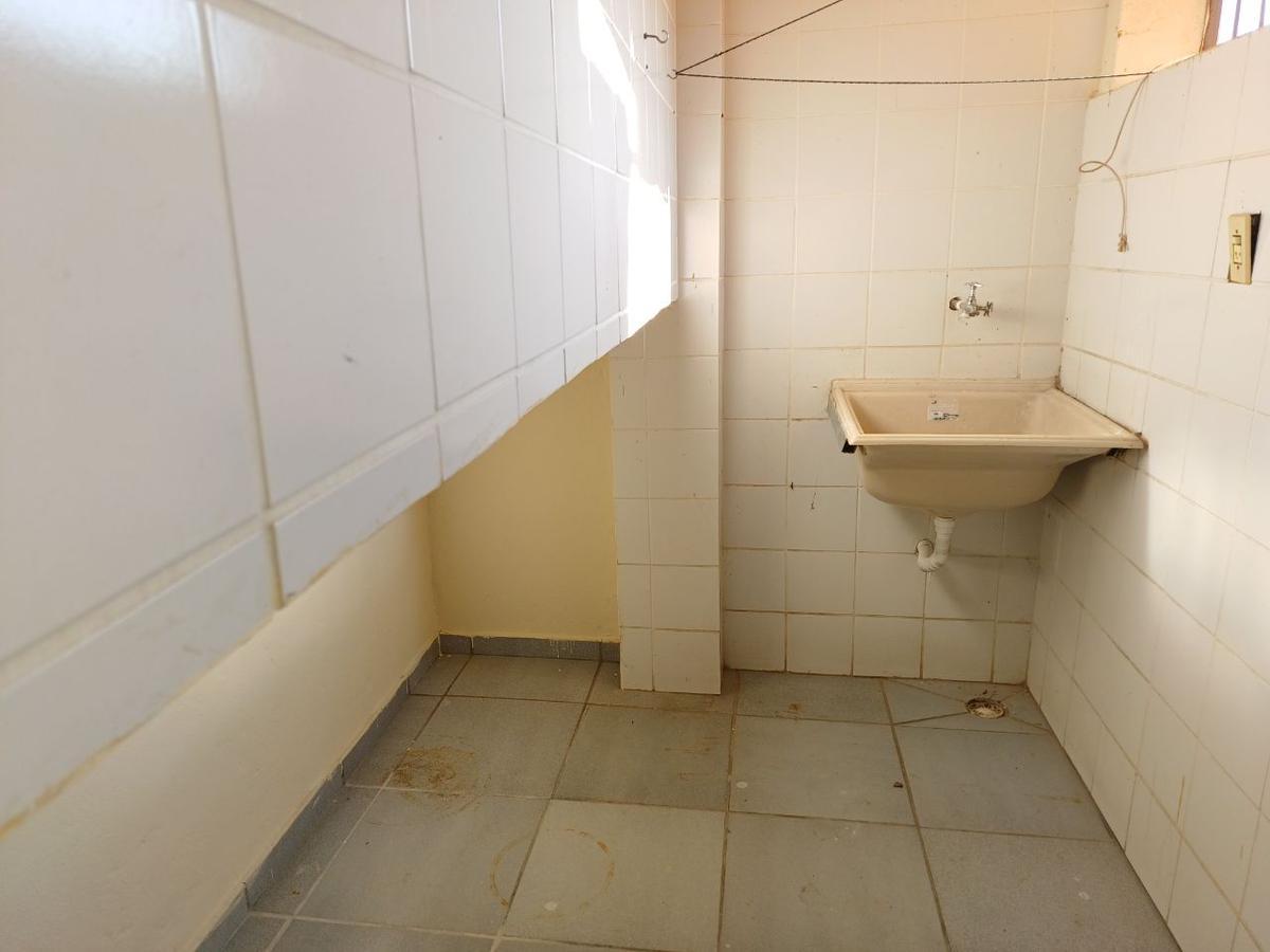 Quitinete, Santa Cruz, 0 Quarto, 0 Vaga