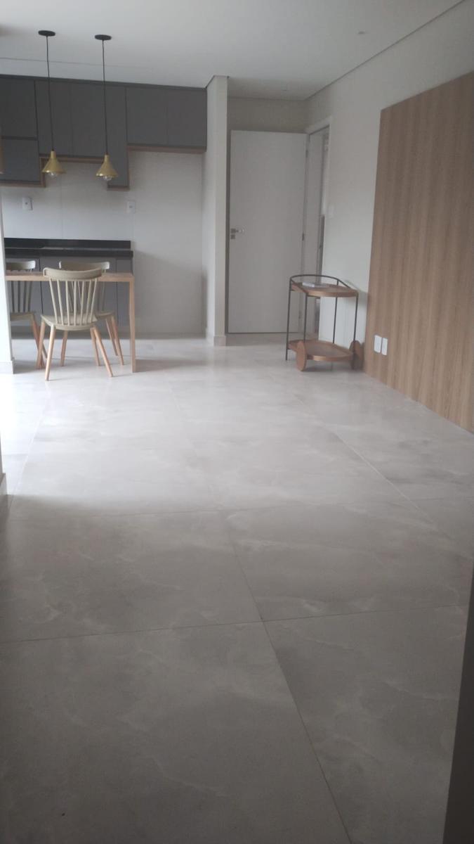 Apartamento, Sagrada Família, 3 Quartos, 2 Vagas, 1 Suíte