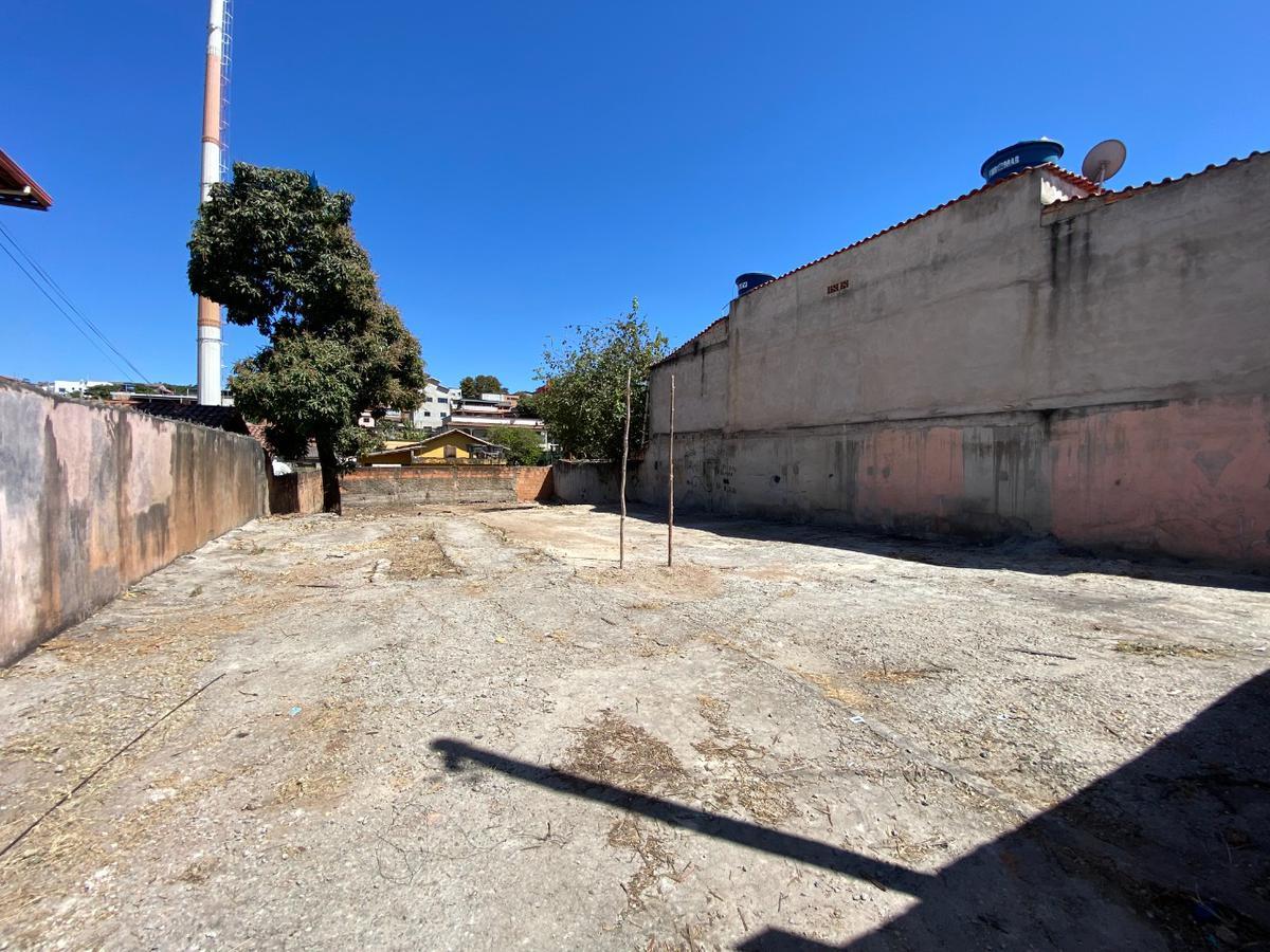 Lote, Vila Universal, 0 Quarto, 0 Vaga