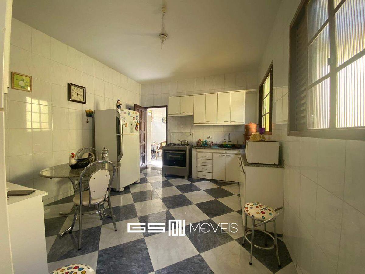 Casa, Santa Inês, 3 Quartos, 2 Vagas, 1 Suíte