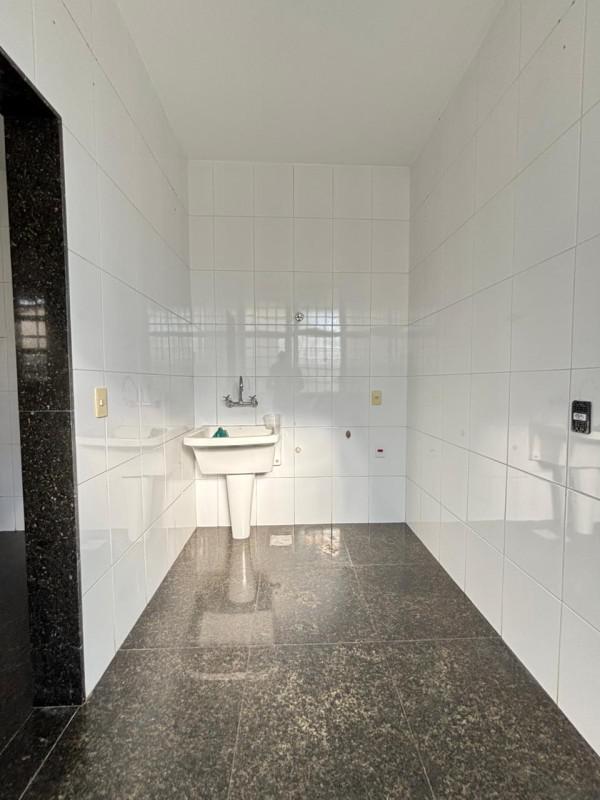 Casa, Itapoã, 5 Quartos, 5 Vagas, 3 Suítes