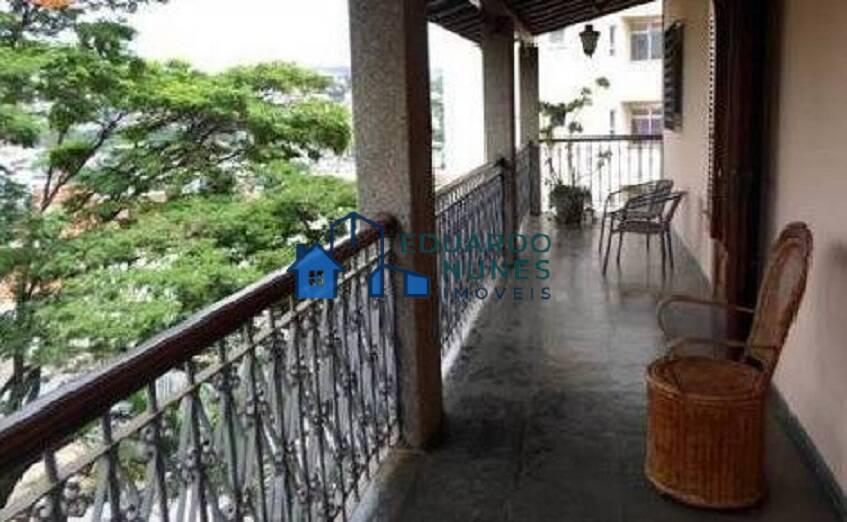 Casa, Santa Lúcia, 6 Quartos, 12 Vagas, 2 Suítes