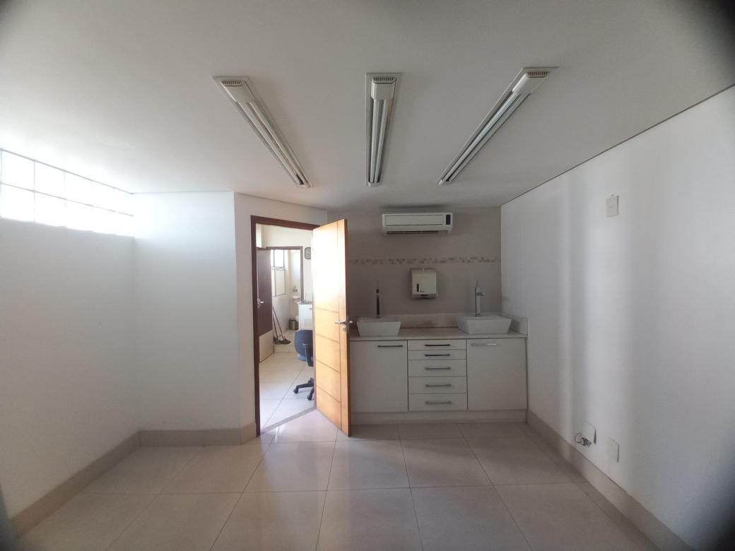 Sala, Savassi, 0 Quarto, 0 Vaga