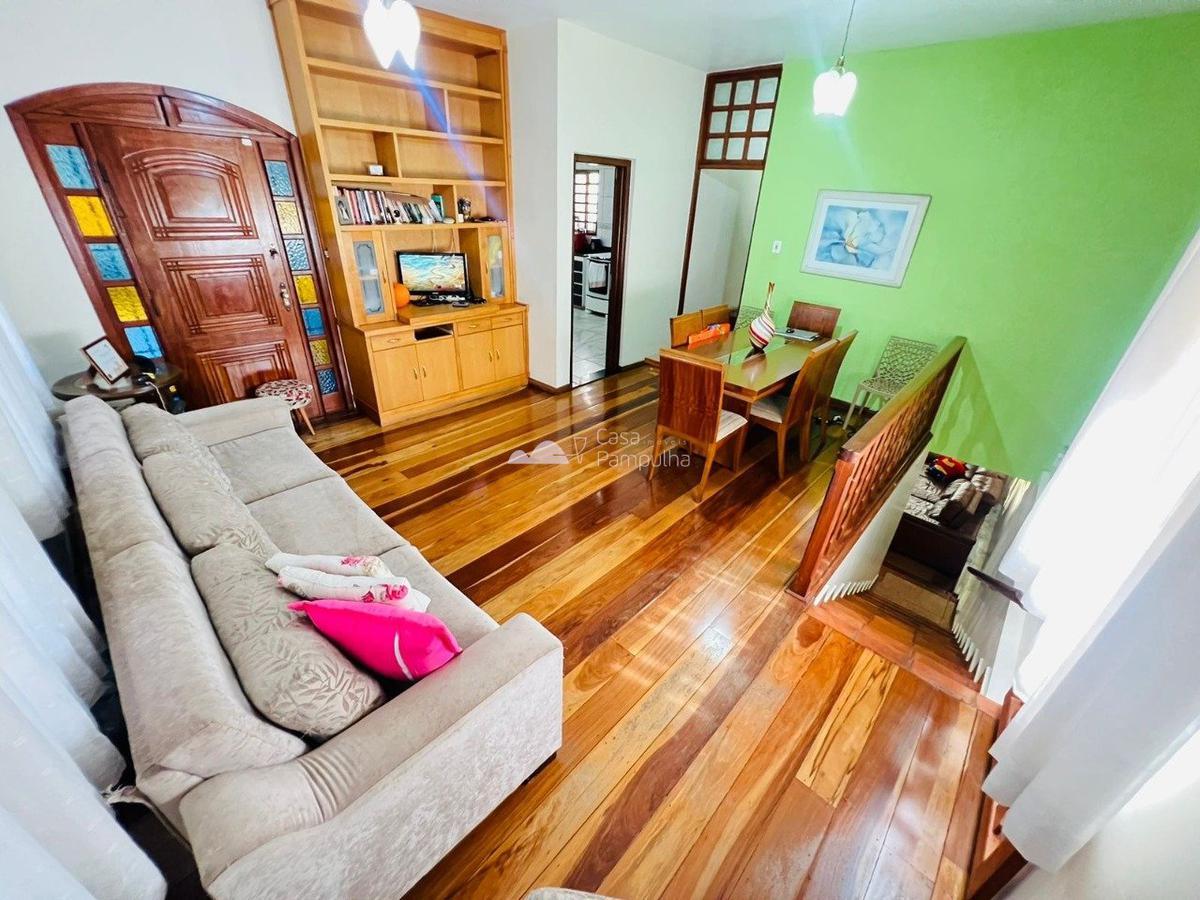 Casa, Santa Mônica, 3 Quartos, 2 Vagas, 2 Suítes