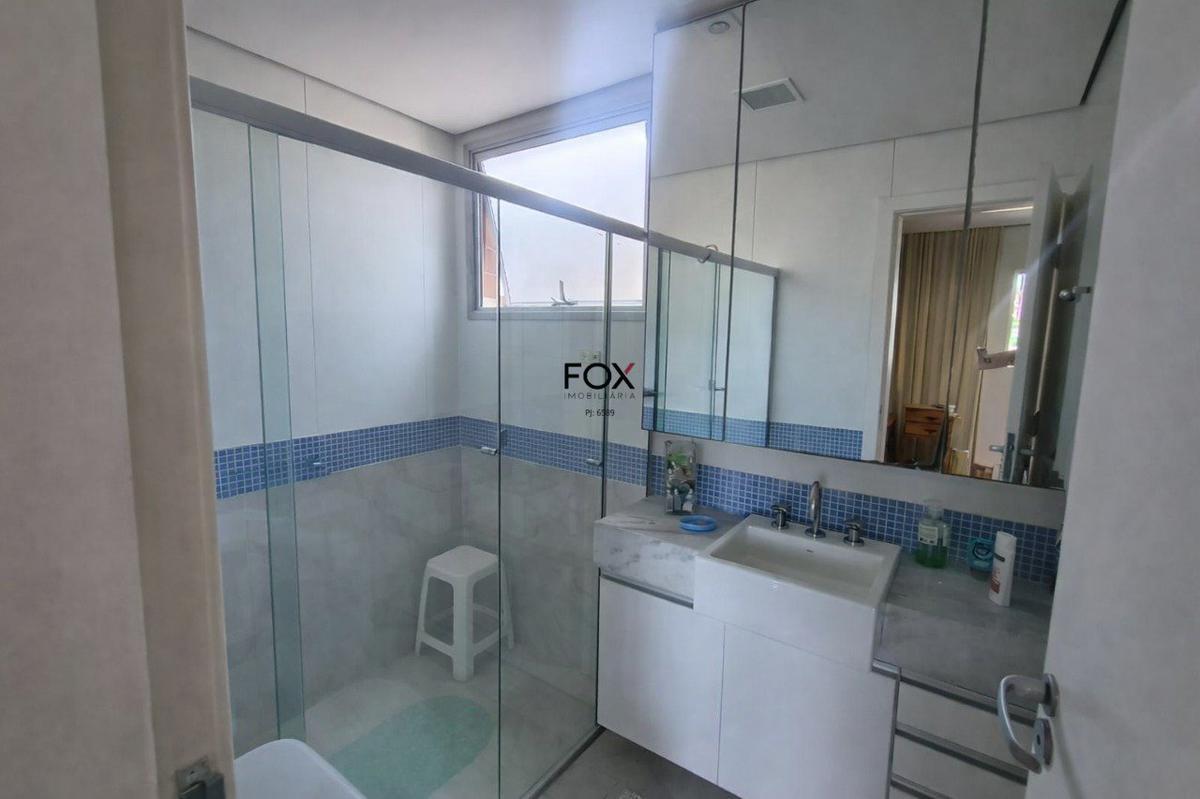Apartamento, Vila Paris, 4 Quartos, 2 Vagas, 1 Suíte