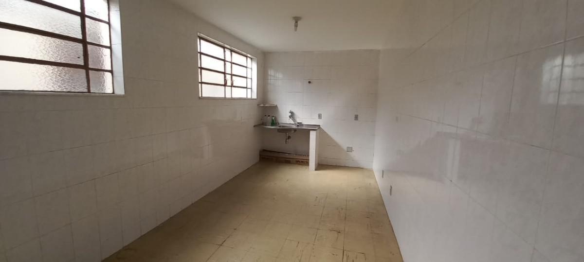 Galpão, Caiçaras, 0 Quarto, 0 Vaga