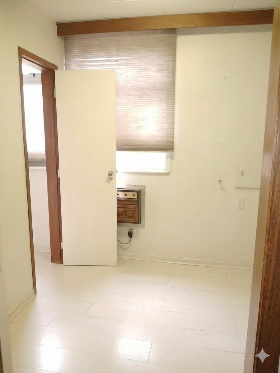 Sala, Santa Efigênia