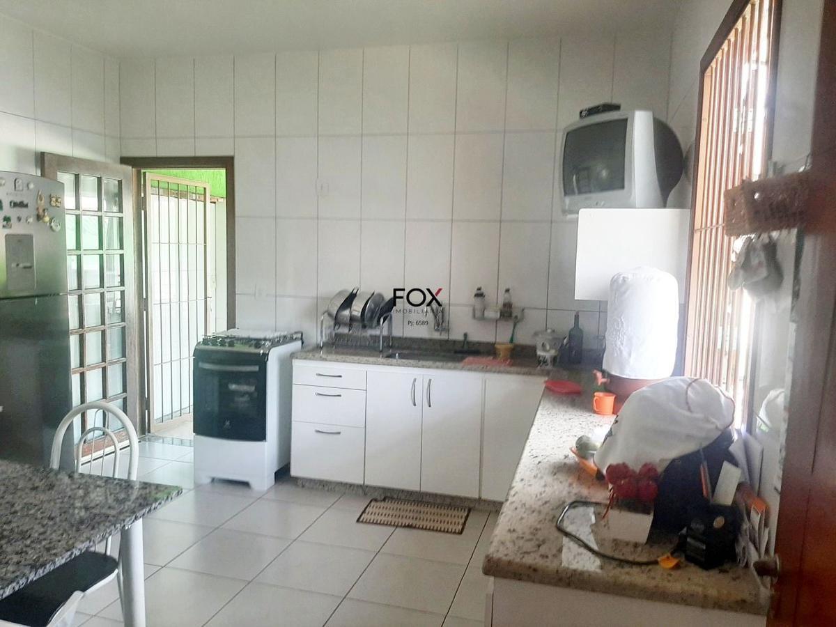 Casa, Jardim América, 3 Quartos, 4 Vagas, 1 Suíte