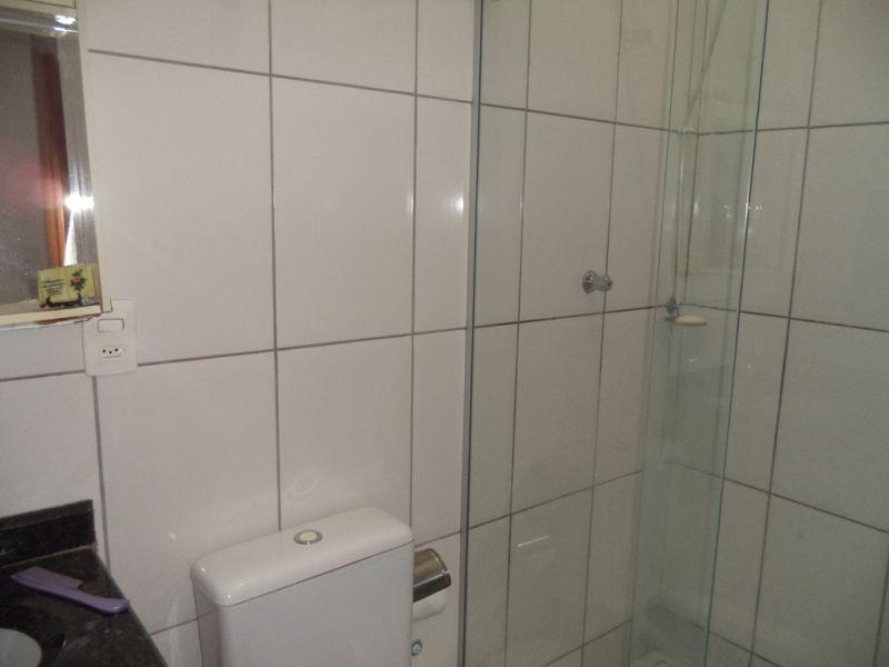 Casa, Guanabara, 2 Quartos, 3 Vagas, 0 Suíte