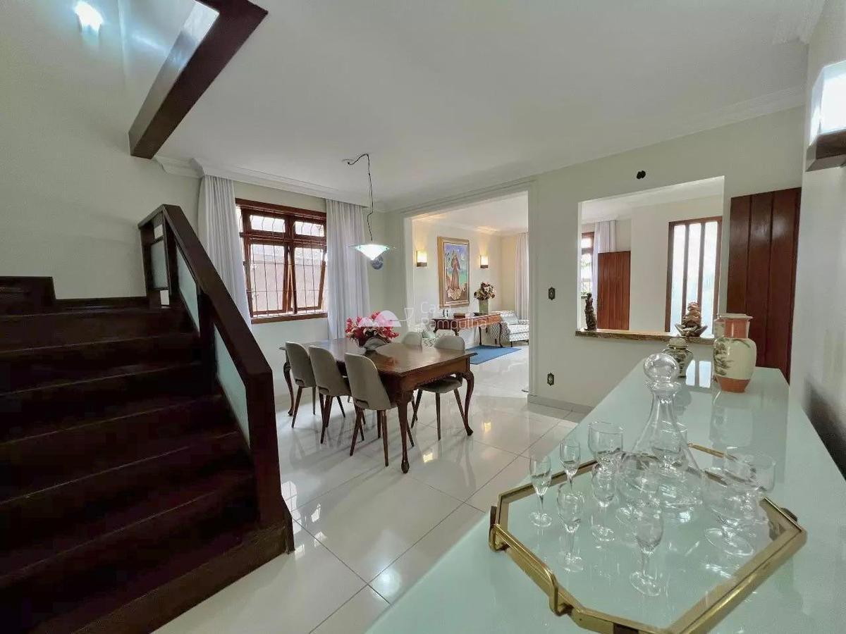 Casa, Itapoã, 5 Quartos, 3 Vagas, 2 Suítes