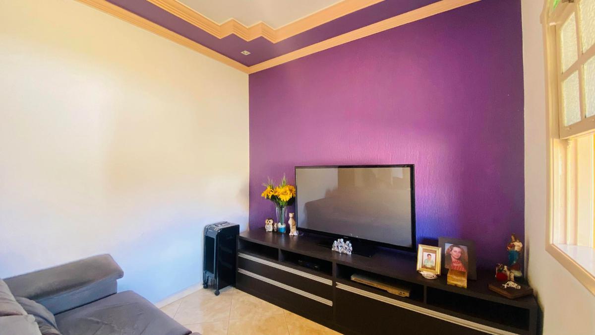 Casa, Santa Maria, 4 Quartos, 6 Vagas, 3 Suítes