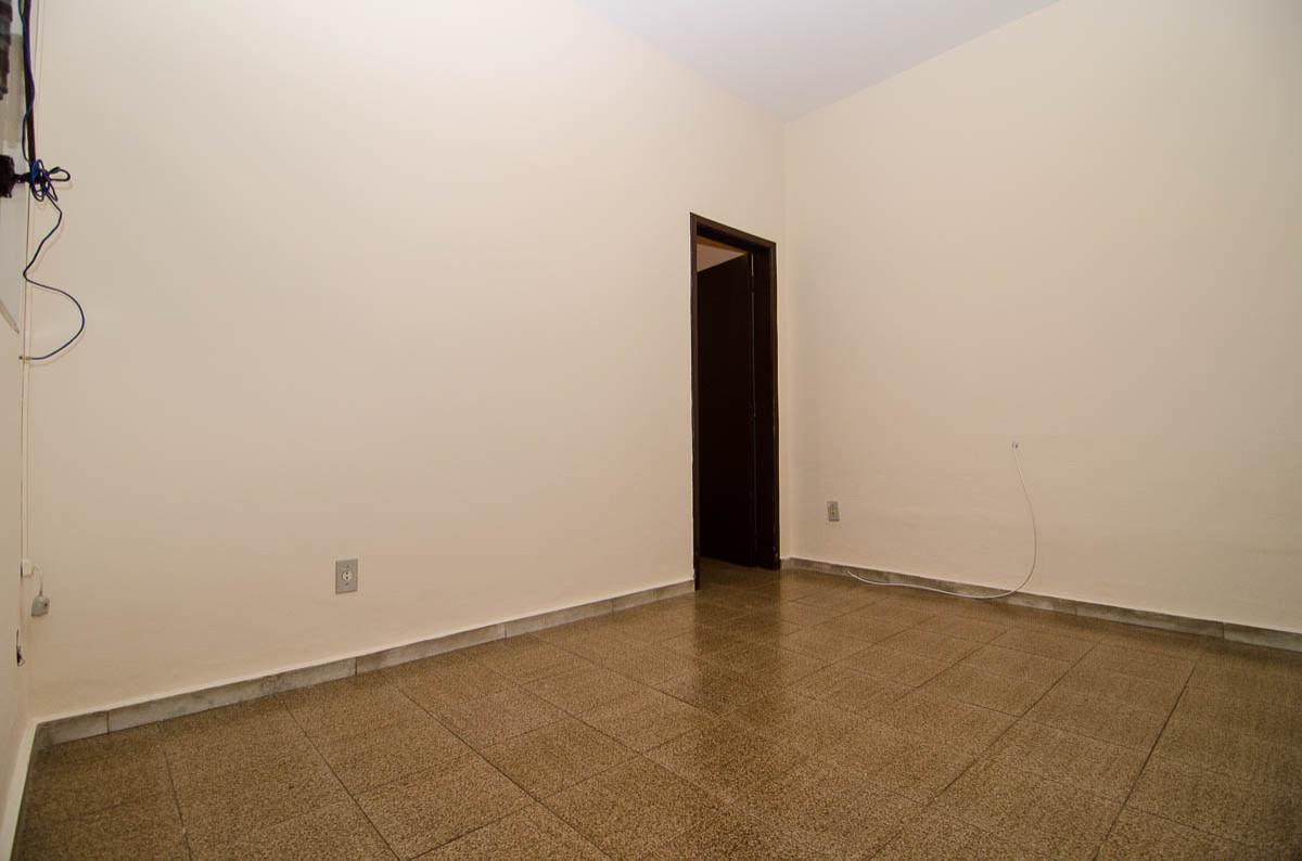 Casa, Tirol, 2 Quartos, 2 Vagas