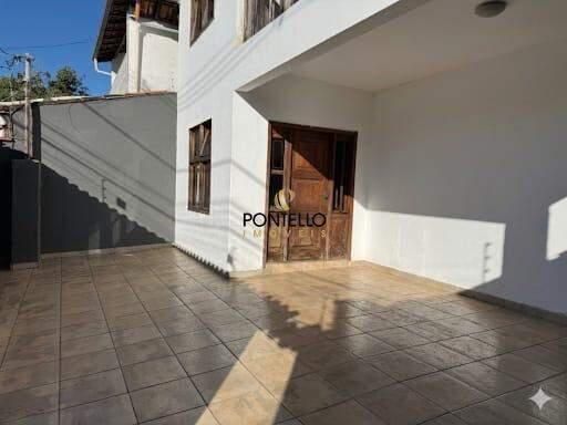 Casa, Boa Vista, 5 Quartos, 2 Vagas, 1 Suíte