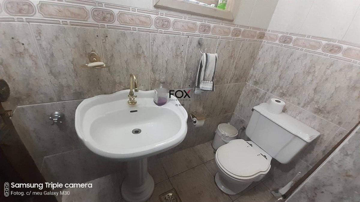 Casa, Funcionários, 4 Quartos, 2 Vagas