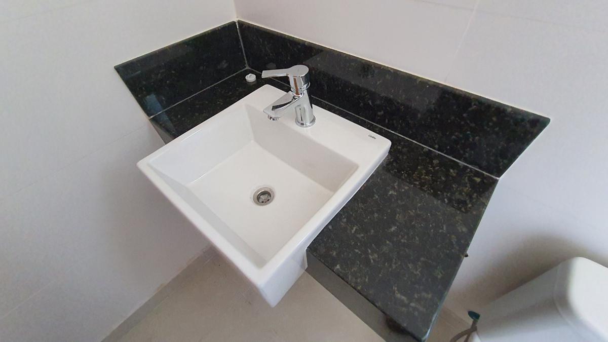 Casa, Centro, 3 Quartos, 2 Vagas, 1 Suíte