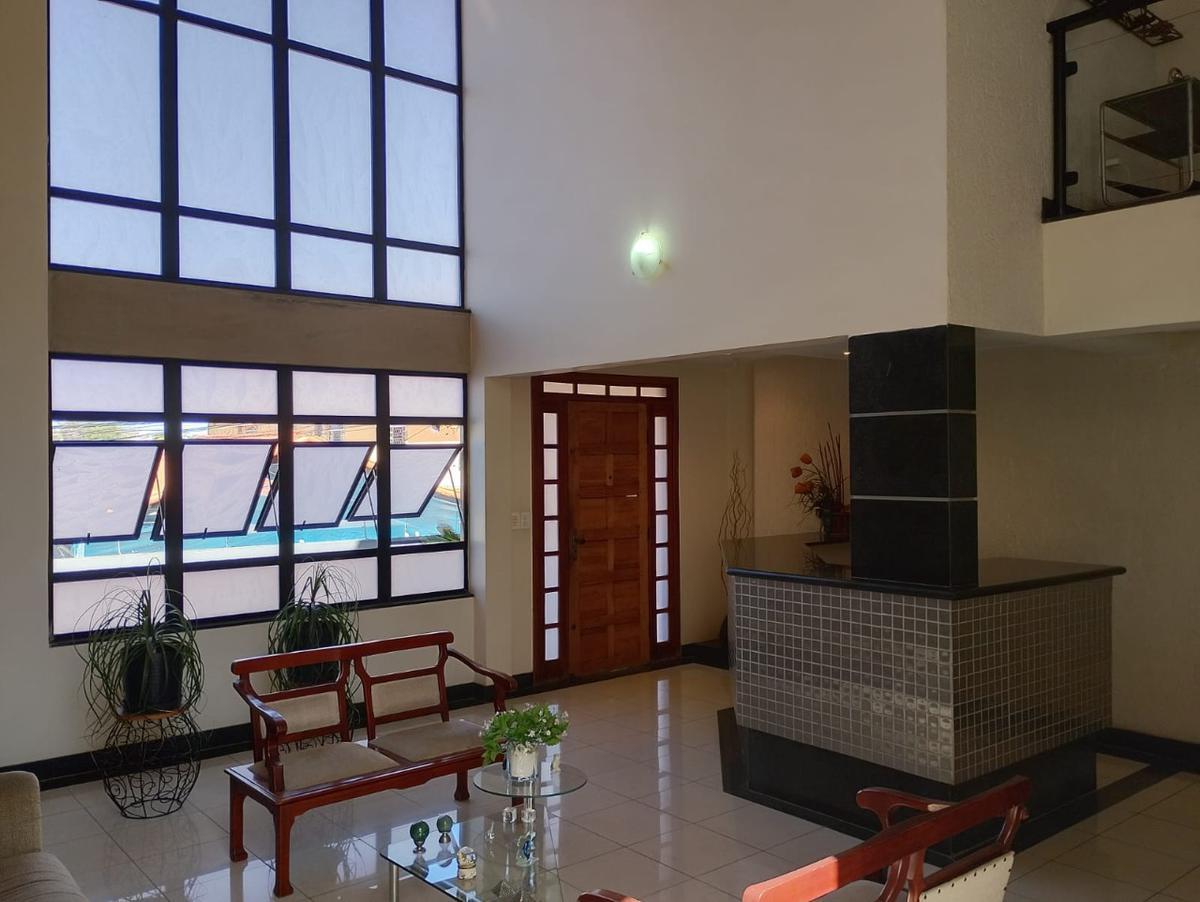 Casa, São Bernardo, 5 Quartos, 4 Vagas, 2 Suítes