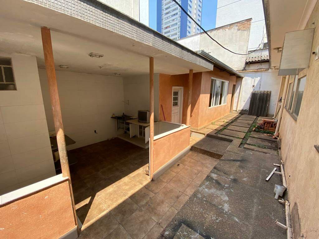 Casa Comercial, Funcionários, 0 Quarto, 0 Vaga