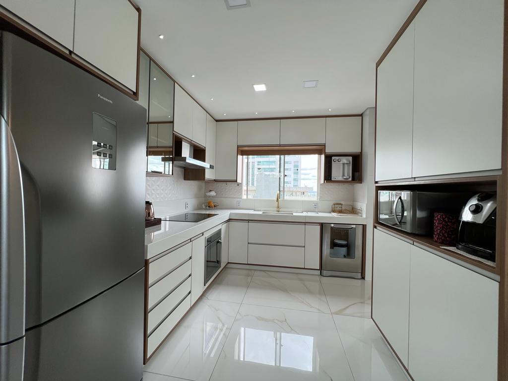 Apartamento, Gutierrez, 4 Quartos, 3 Vagas, 1 Suíte