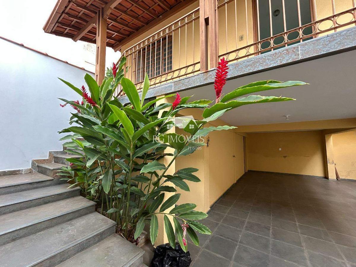 Casa, Betânia, 3 Quartos, 2 Vagas, 1 Suíte