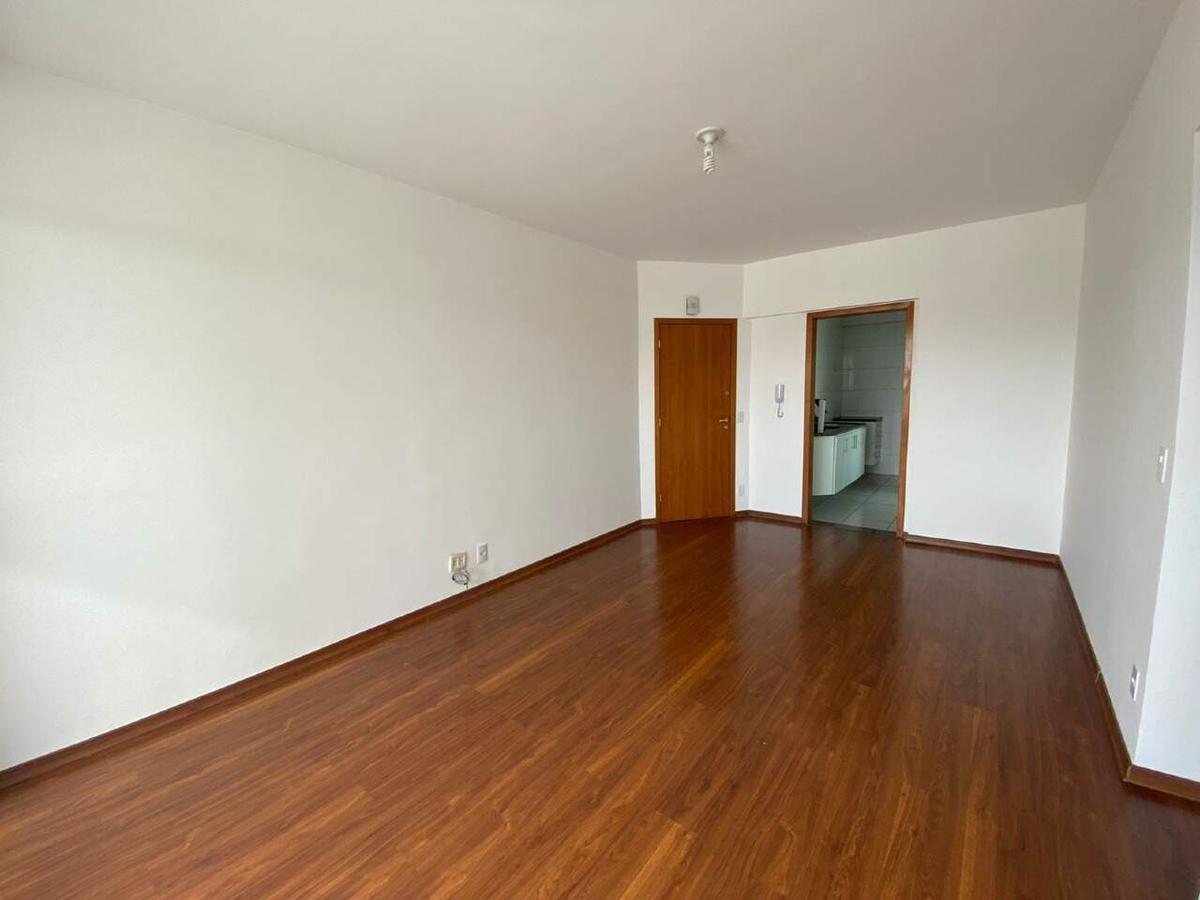Apartamento, Estoril, 3 Quartos, 2 Vagas, 1 Suíte