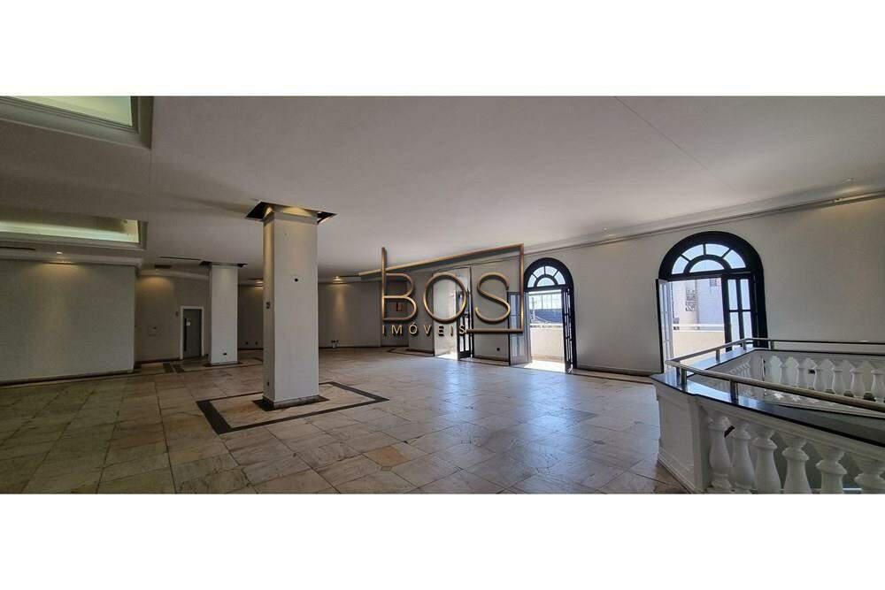 Casa, Estoril, 2 Quartos, 32 Vagas