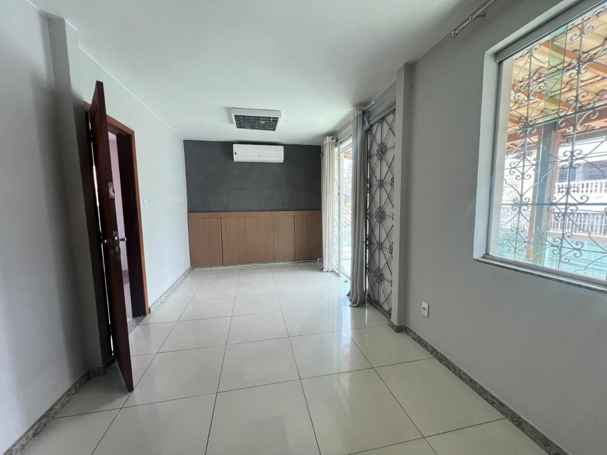 Casa Comercial, Nova Suíssa, 0 Quarto, 0 Vaga