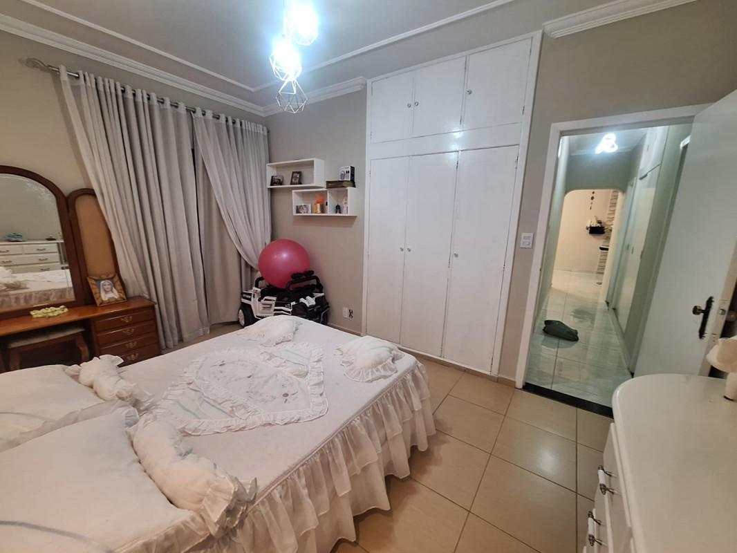 Casa, Tirol, 3 Quartos, 3 Vagas, 1 Suíte