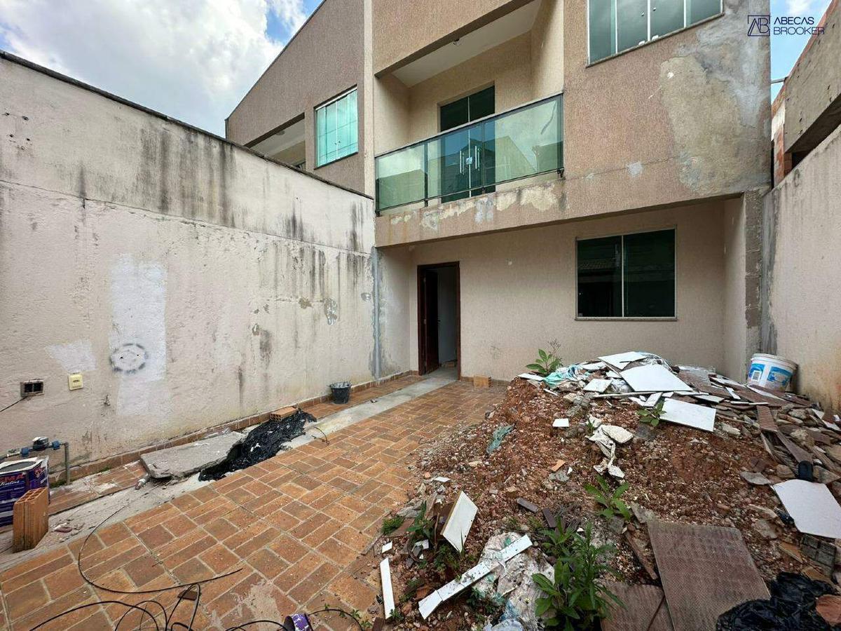 Casa, Diamante, 3 Quartos, 2 Vagas, 1 Suíte