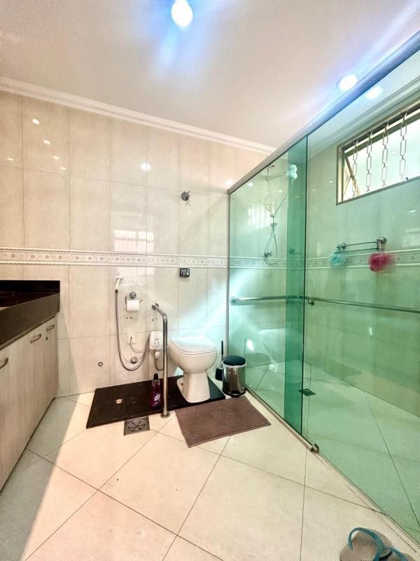 Casa, Alípio de Melo, 5 Quartos, 2 Vagas, 3 Suítes