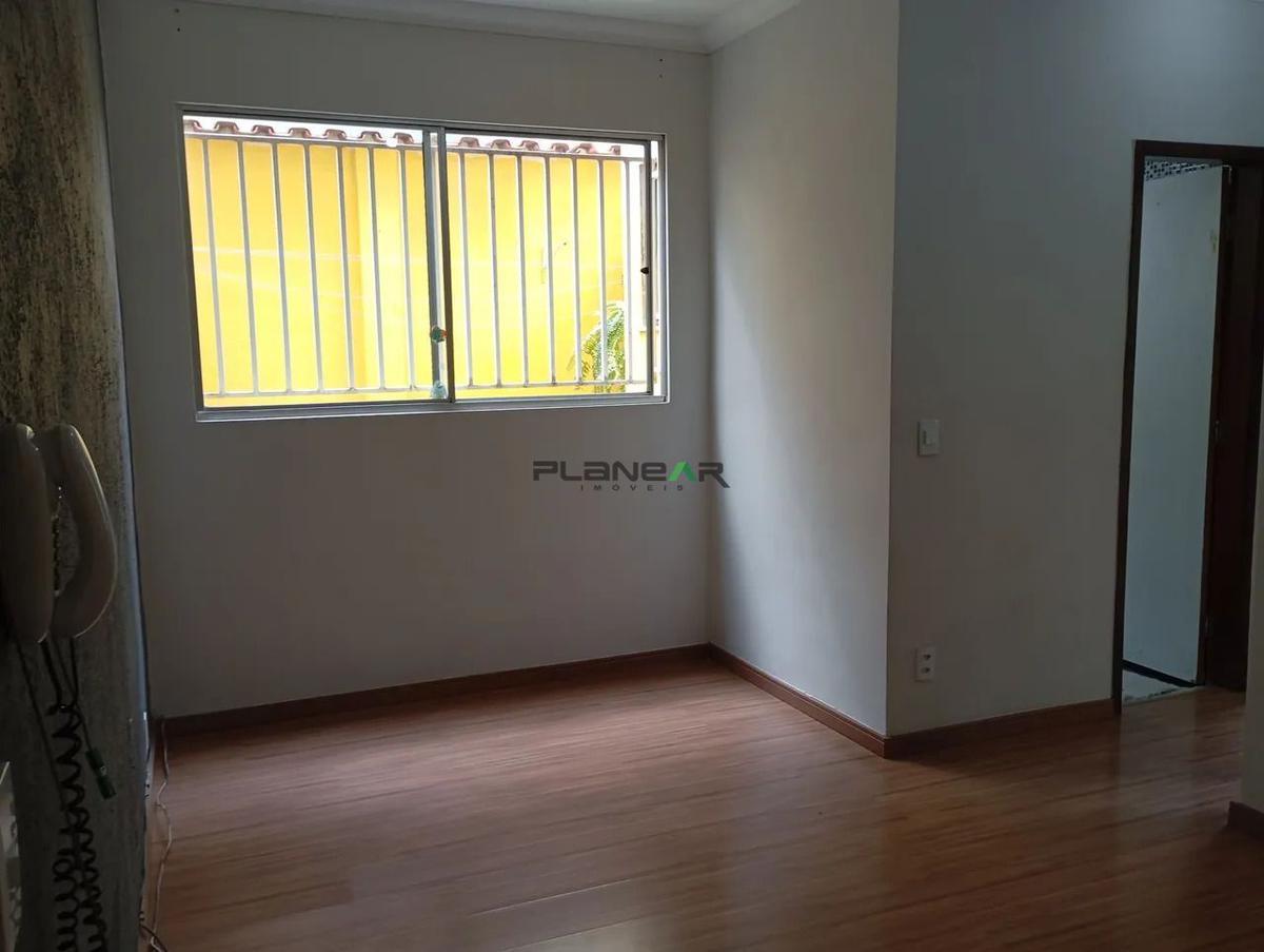 Apartamento, Santa Maria, 2 Quartos, 1 Vaga