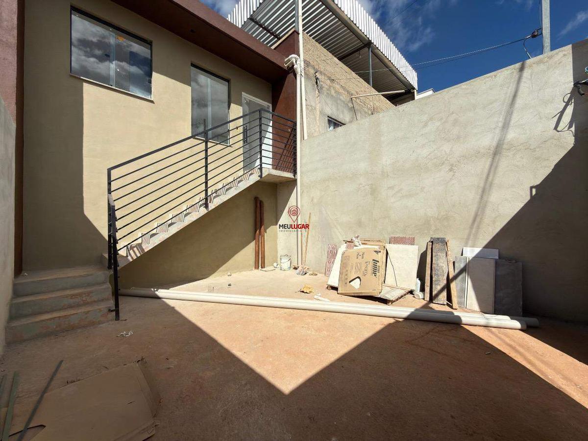 Casa, Novo Barreirinho, 2 Quartos, 2 Vagas