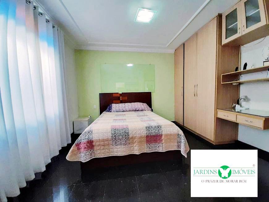 Casa, Santa Cruz, 4 Quartos, 4 Vagas, 2 Suítes