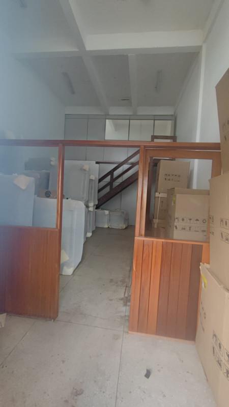 Galpão, Santa Terezinha, 0 Quarto, 2 Vagas