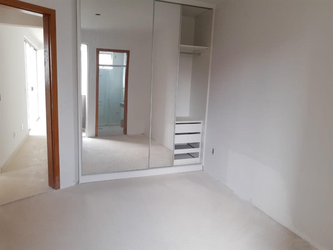 Apartamento, Floresta, 3 Quartos, 3 Vagas, 1 Suíte