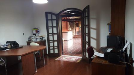 Casa, Santa Cruz, 4 Quartos, 3 Vagas, 3 Suítes