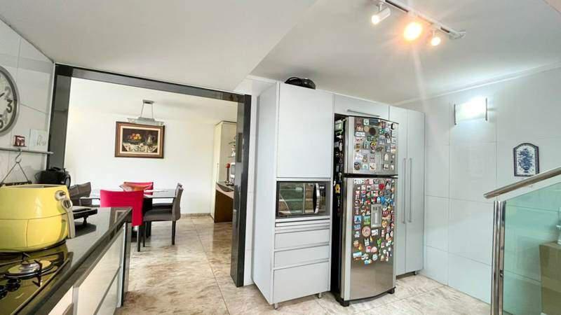 Casa, Planalto, 3 Quartos, 2 Vagas, 1 Suíte