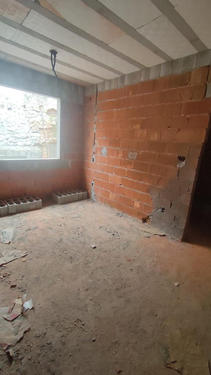 Casa, Santa Amélia, 3 Quartos, 6 Vagas, 1 Suíte