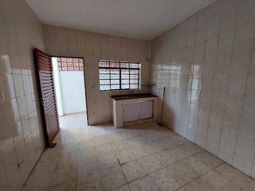 Casa, Jardim Andere, 3 Quartos, 2 Vagas, 1 Suíte