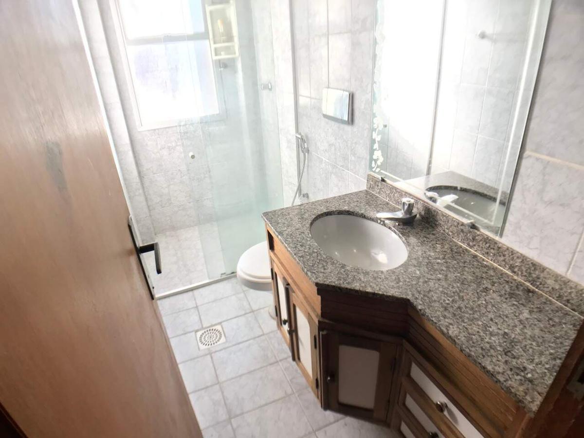 Apartamento, Estoril, 2 Quartos, 1 Vaga, 1 Suíte
