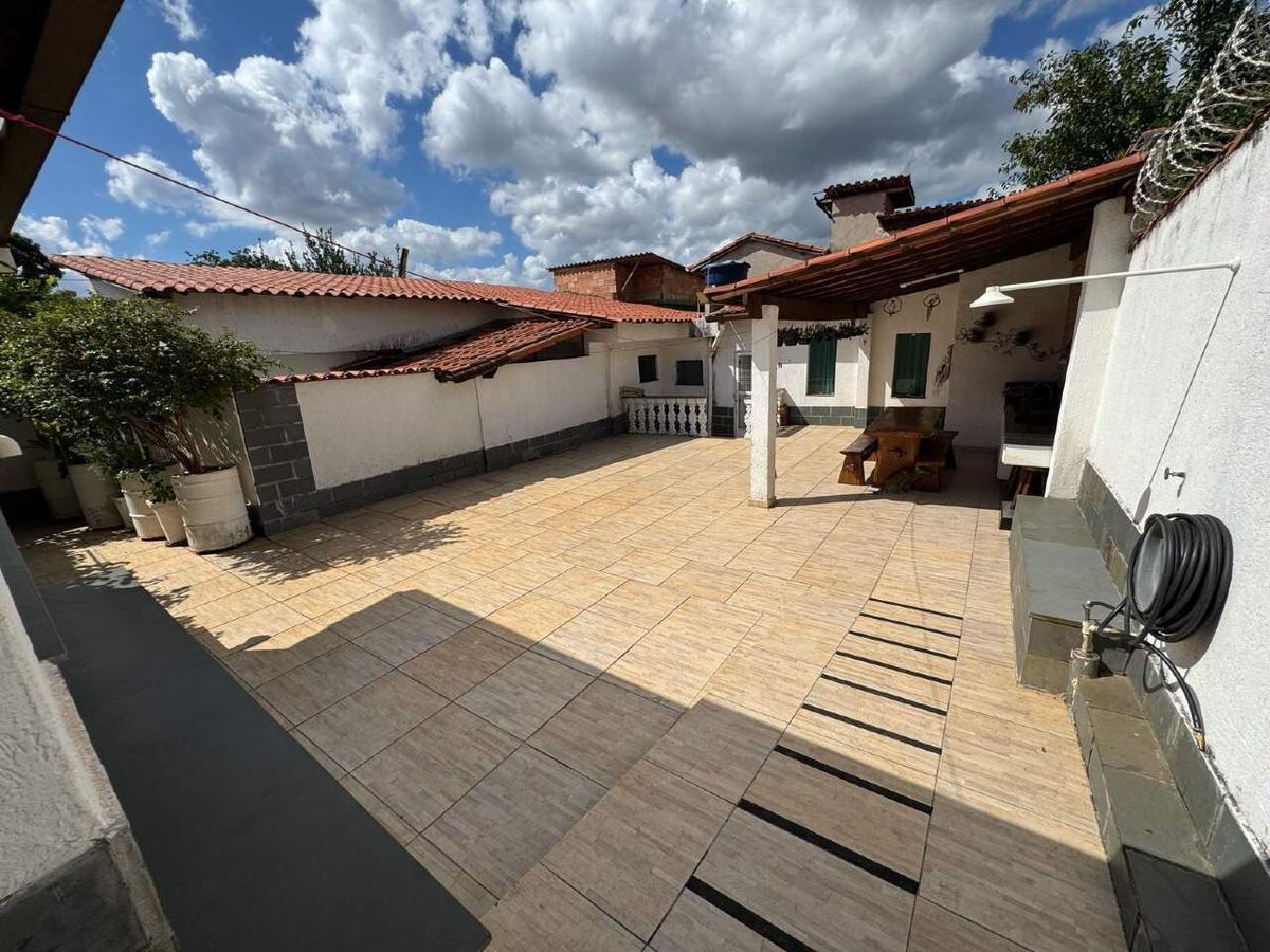 Casa, Palmeiras, 4 Quartos, 4 Vagas, 1 Suíte